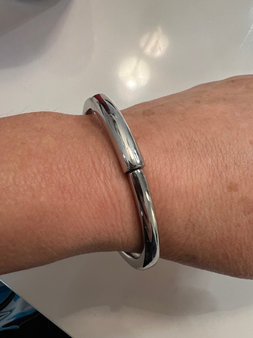 Polished Silver-Tone Women's Hinged Bangle Bracelet